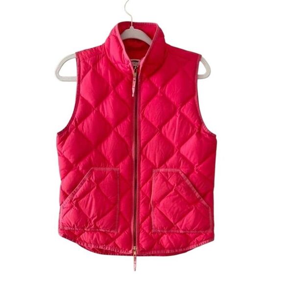 J Crew Outdoor Down Vest Size Small Full Zip Hot Pink Quilted Puffer - Picture 1 of 8